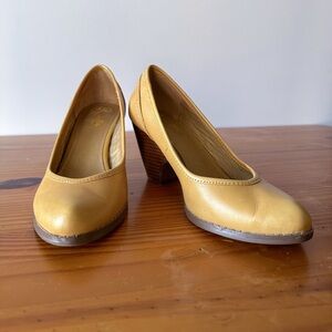 Seychelles Mustard Yellow Heels